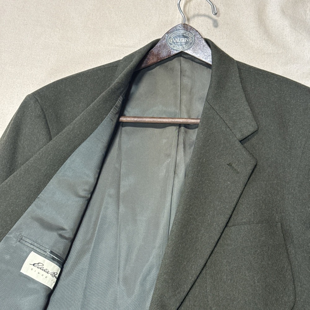 Eddie Bauer Men's Dark Green Wool Blazer - Picture 2 of 16